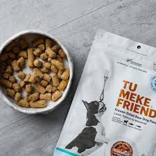 Tu Meke Friend Freeze-Dried Beef, Salmon and Mackarel Dog Food 320g